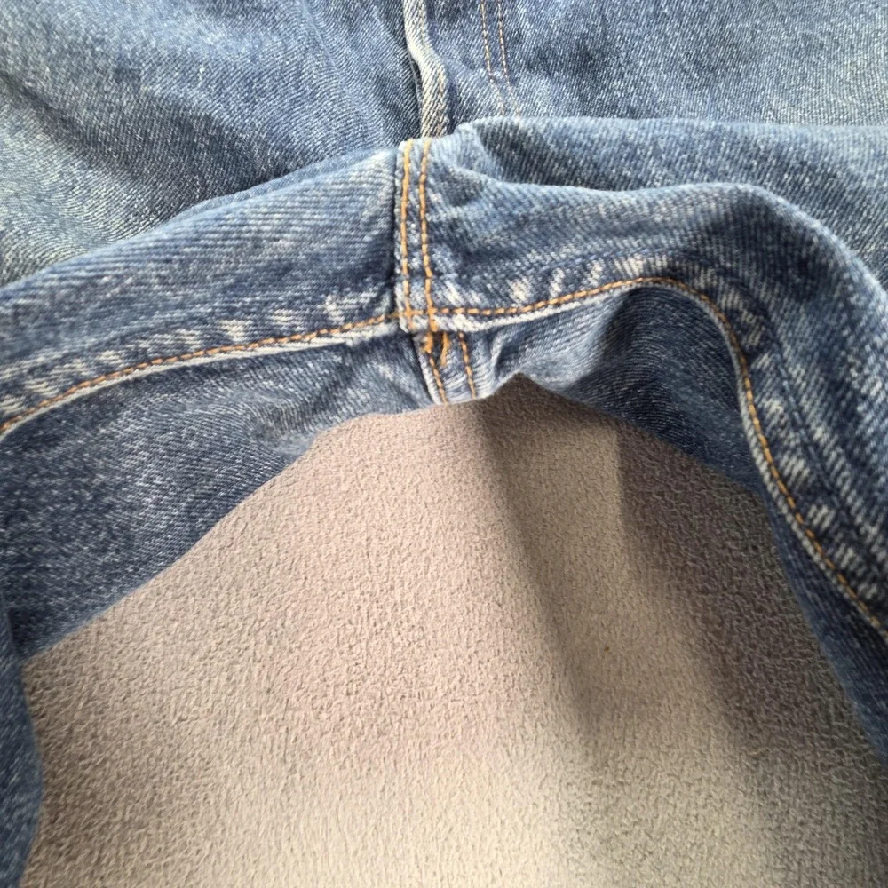 VTG Levis 501 Jeans Mens Blue Med‎ Wash Straight Altered Hem Made USA Fits 30x27